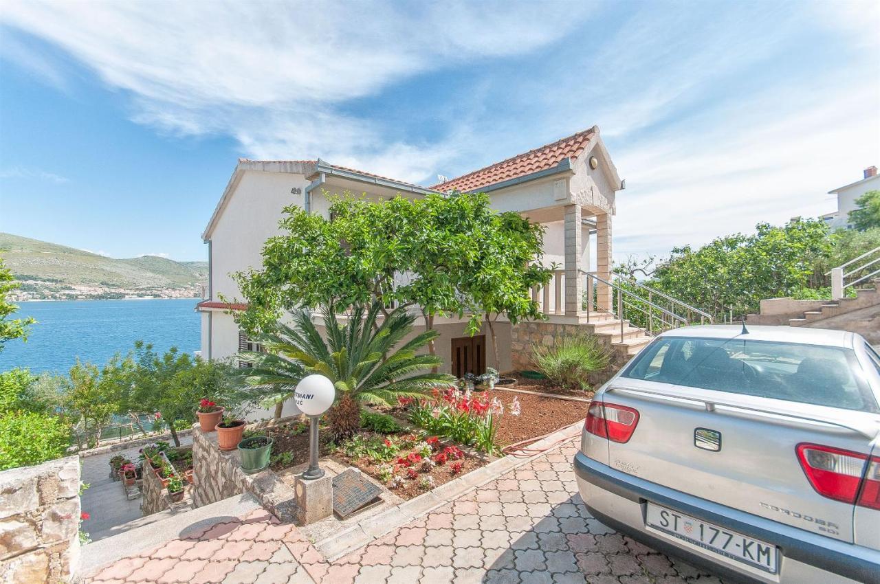 Apartments Natasa Trogir Exterior foto